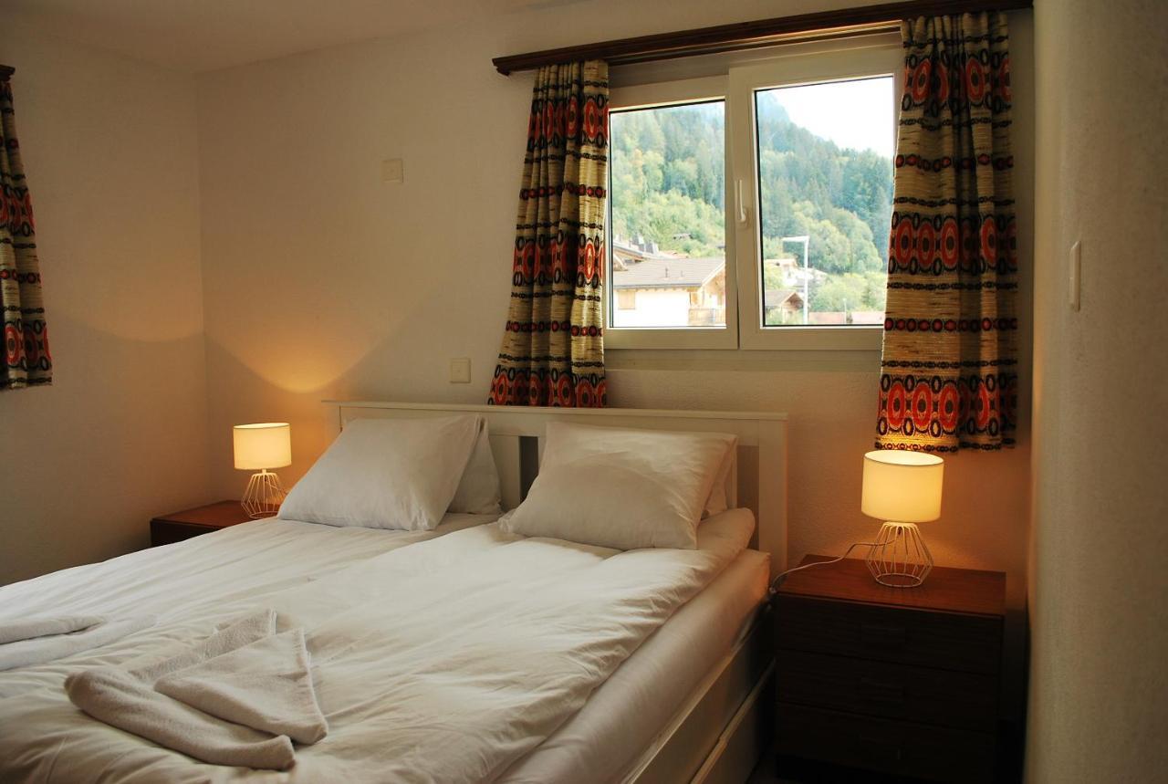 Rooms With Private Bathrooms Saas im Prattigau Exterior photo