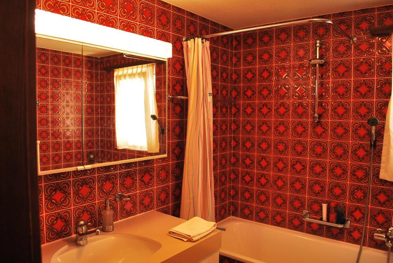 Rooms With Private Bathrooms Saas im Prattigau Exterior photo