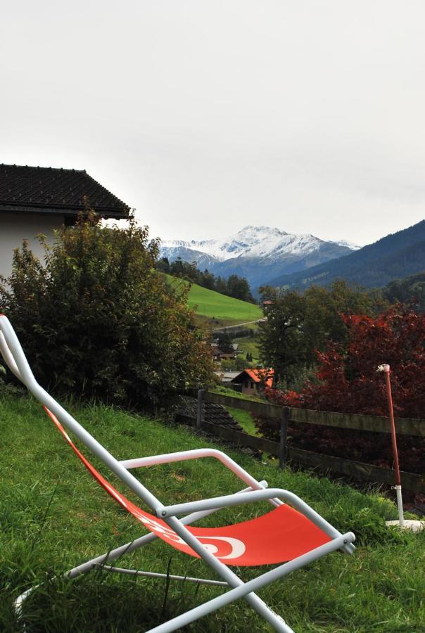 Rooms With Private Bathrooms Saas im Prattigau Exterior photo