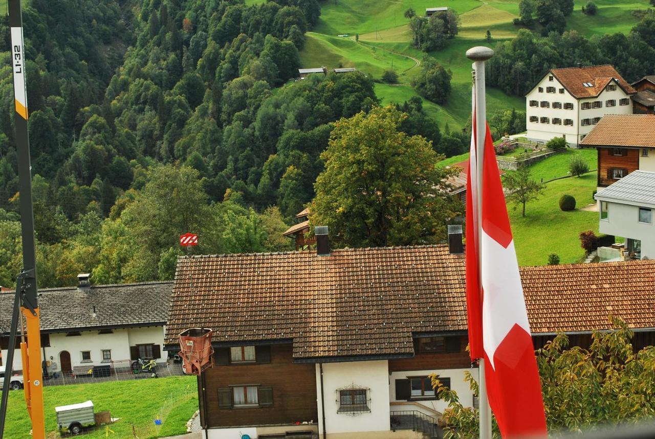 Rooms With Private Bathrooms Saas im Prattigau Exterior photo